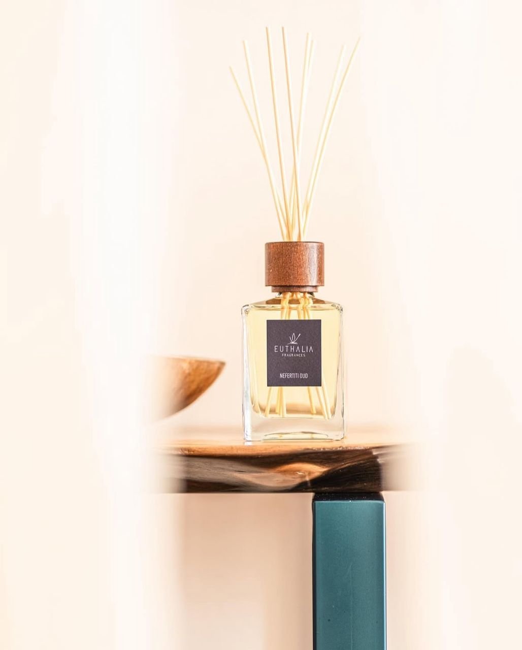EUTHALIA NEFERTITI OUD DIFFUSER 250ML